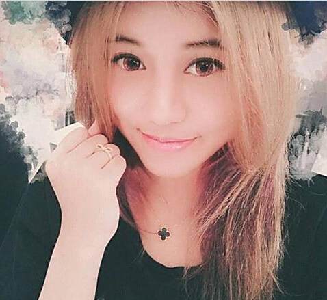 李佳欣(馬來西亞華裔女留學生)