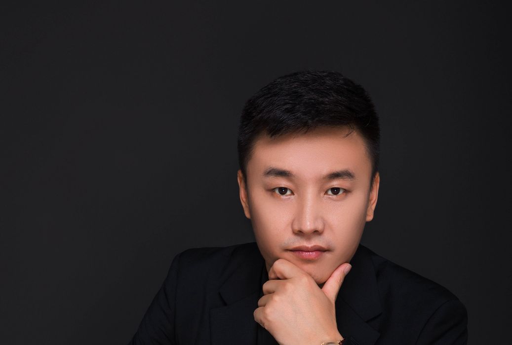 王洋(易達行房地產經紀有限公司董事長) 王洋(易達行房地產經紀有限公司董事長)