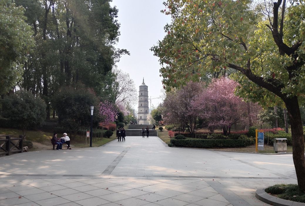 文筆峰(湖北省京山市文筆峰) 文筆峰(湖北省京山市文筆峰)