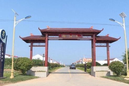 向陽村(上海市嘉定區安亭鎮向陽村) 向陽村(上海市嘉定區安亭鎮向陽村)