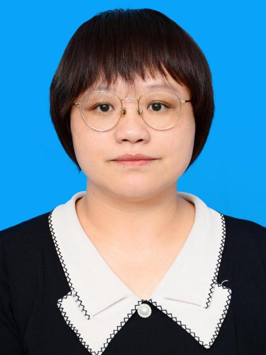 楊麗娟(福建省漳州市平和縣民政局副局長) 楊麗娟(福建省漳州市平和縣民政局副局長)