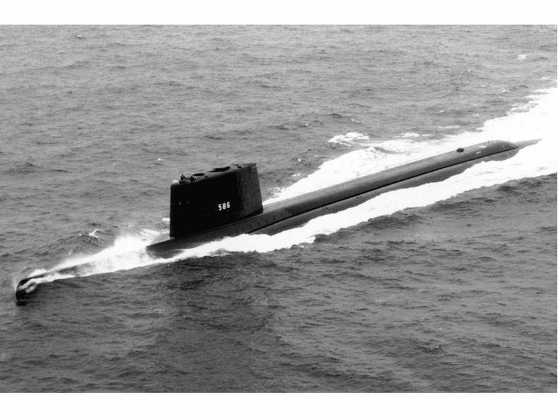 特里同號核潛艇巡航