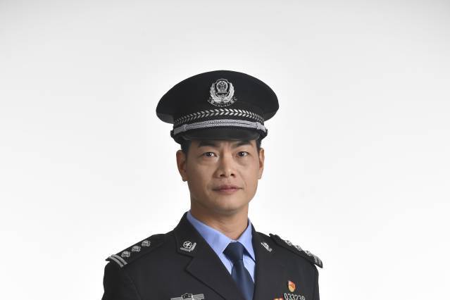 鄔松君