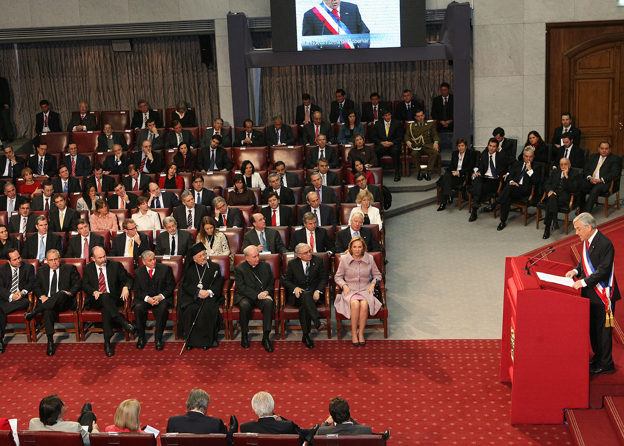 皮涅拉總統在國會演講