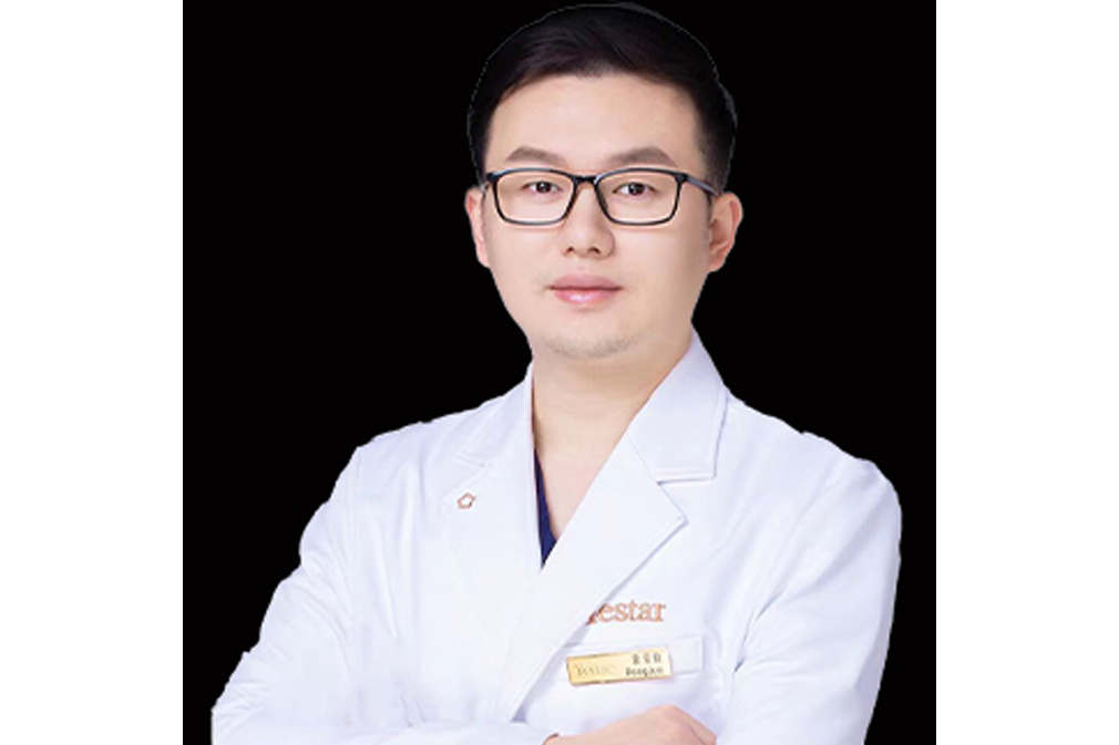 徐榮俊(溫州藝星醫學美容醫院執業醫師) 徐榮俊(溫州藝星醫學美容醫院執業醫師)