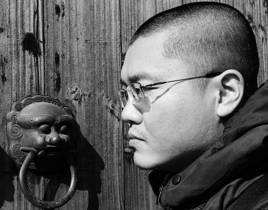 閆珉(東城少年宮美術教師、跨界藝術家) 閆珉(東城少年宮美術教師、跨界藝術家)
