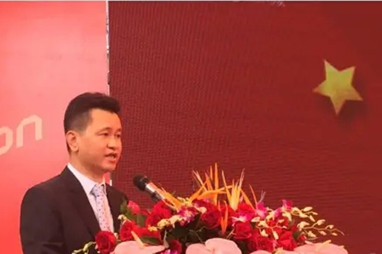 劉臻(富力地產副總裁,華南區域董事長) 劉臻(富力地產副總裁,華南區域董事長)