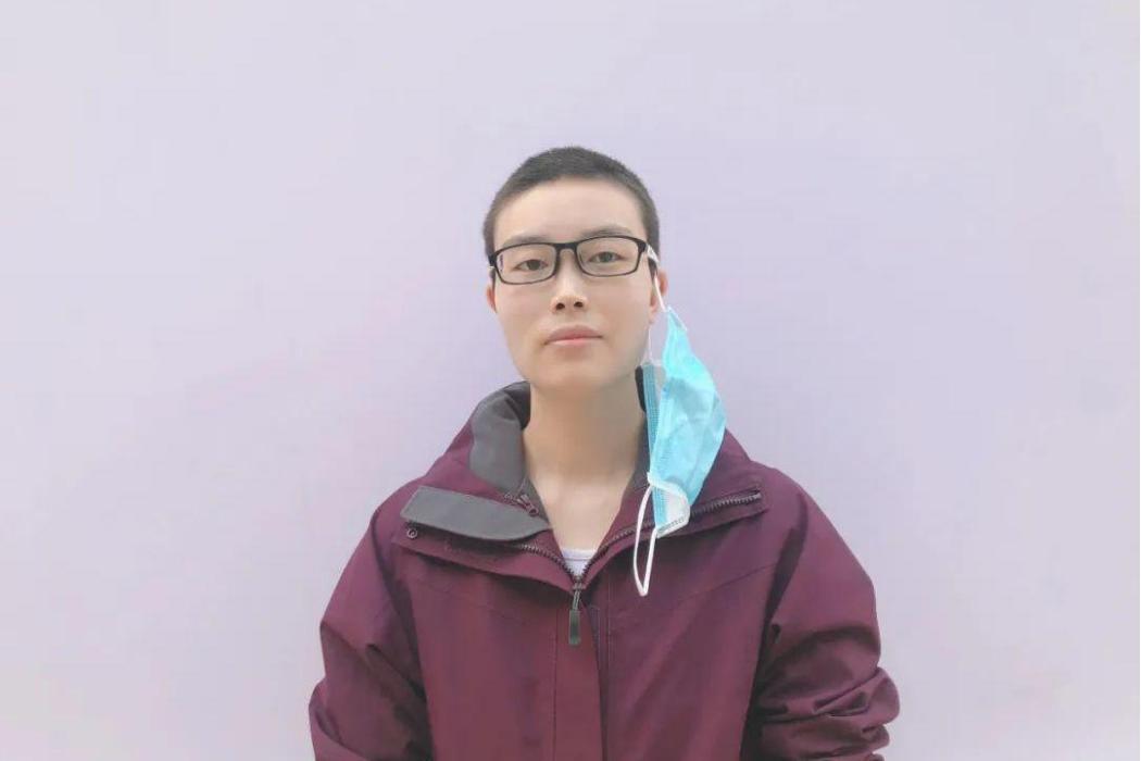 余倩(瀘州市古藺縣人民醫院護士) 余倩(瀘州市古藺縣人民醫院護士)