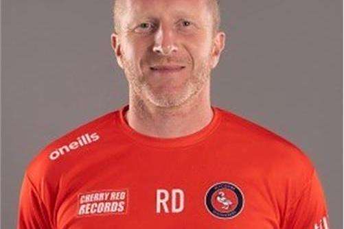 Richard Dobson(1976年生英格蘭足球教練) Richard Dobson(1976年生英格蘭足球教練)