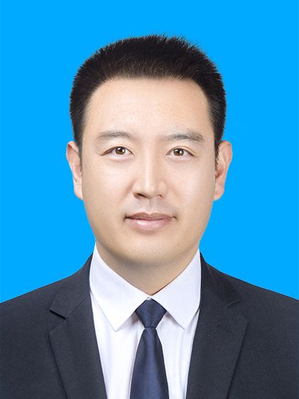 張聖合(內蒙古自治區赤峰市委農牧辦主任,赤峰市農牧局黨組書記、局長) 張聖合(內蒙古自治區赤峰市委農牧辦主任,赤峰市農牧局黨組書記、局長)
