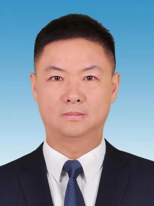 吳國華(山東省高密市政府黨組成員、副市長,市公安局黨委書記、局長、督察長) 吳國華(山東省高密市政府黨組成員、副市長,市公安局黨委書記、局長、督察長)