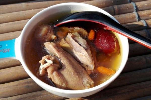 太子參燉雞