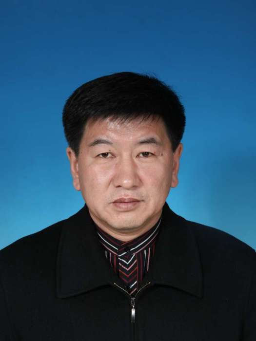 溫波(大興安嶺地區商貿總公司經理) 溫波(大興安嶺地區商貿總公司經理)