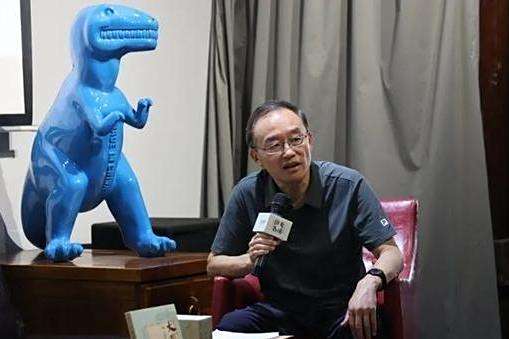 戚斌(山東作家協會會員,鐵路歷史文化研究學者) 戚斌(山東作家協會會員,鐵路歷史文化研究學者)