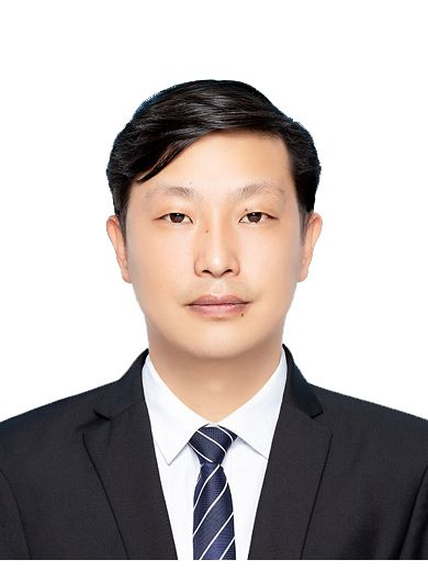 張建林(貴州省畢節市織金縣交通運輸局黨組成員、農村公路養護中心主任) 張建林(貴州省畢節市織金縣交通運輸局黨組成員、農村公路養護中心主任)
