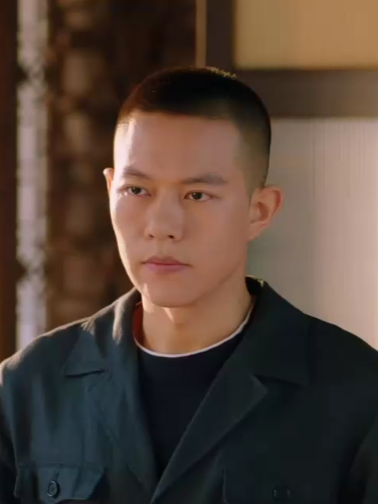 周野(愛情劇《非她不可》中的男性角色) 周野(愛情劇《非她不可》中的男性角色)