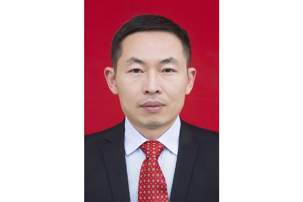 歐強(長沙市寧鄉市大成橋鎮人大副主席) 歐強(長沙市寧鄉市大成橋鎮人大副主席)