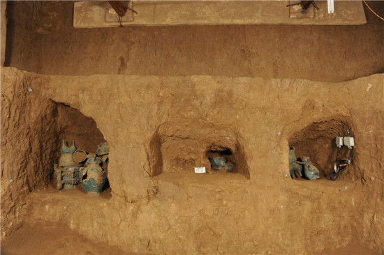 四號墓 東壁 壁龕從右到左 一號 六號 二號