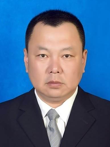 崔曉東(黑龍江省東寧市紀委副書記、監委副主任、一級主任科員) 崔曉東(黑龍江省東寧市紀委副書記、監委副主任、一級主任科員)