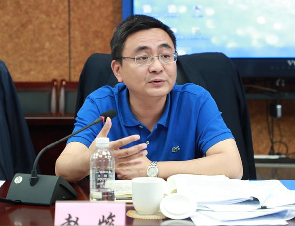 趙峻(中國鐵路武漢局集團有限公司黨委書記、董事長) 趙峻(中國鐵路武漢局集團有限公司黨委書記、董事長)