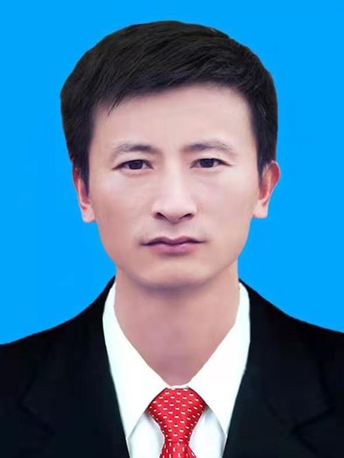 杜勇(衢州市衢江區高家鎮黨委副書記、鎮長) 杜勇(衢州市衢江區高家鎮黨委副書記、鎮長)