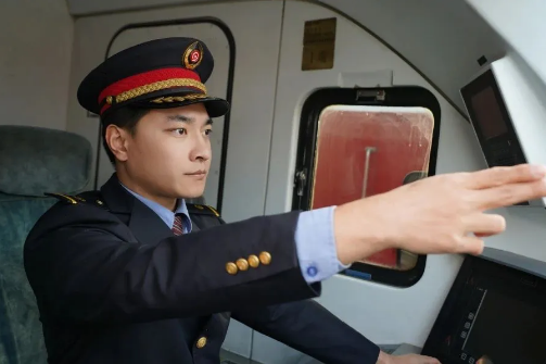 田青武 田青武