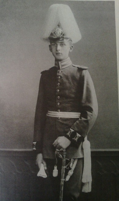 1913年就讀於柏林軍事學院的曼施坦因