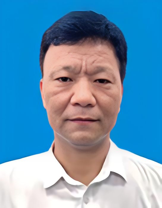 鐘國平(江西省贛州市興國縣鼎龍鄉一級主任科員) 鐘國平(江西省贛州市興國縣鼎龍鄉一級主任科員)