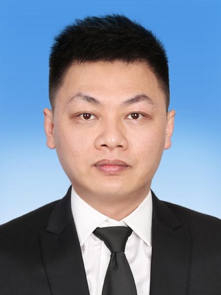謝俊(南昌市東湖區商務局黨組成員) 謝俊(南昌市東湖區商務局黨組成員)