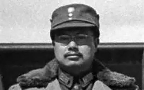 饒漱石(前華東軍政委員會主席)