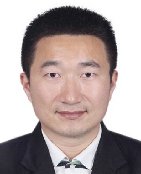 田君飛