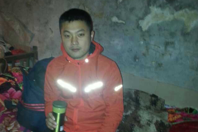 肖茂春 肖茂春