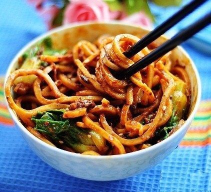 擔擔魚面 擔擔魚面