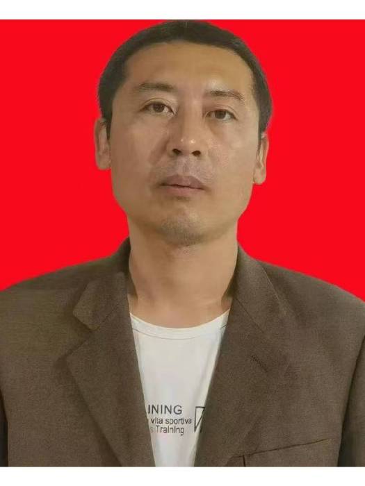 包偉(抽象派藝術大師) 包偉(抽象派藝術大師)