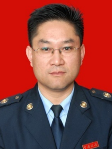 孔偉(國家稅務總局棗莊市山亭區稅務局黨委書記、局長) 孔偉(國家稅務總局棗莊市山亭區稅務局黨委書記、局長)