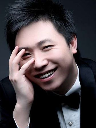 伊朗(中央歌劇院男中音歌唱家) 伊朗(中央歌劇院男中音歌唱家)