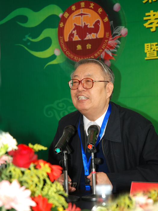 劉兆偉(中國東北教育史研究所所長) 劉兆偉(中國東北教育史研究所所長)