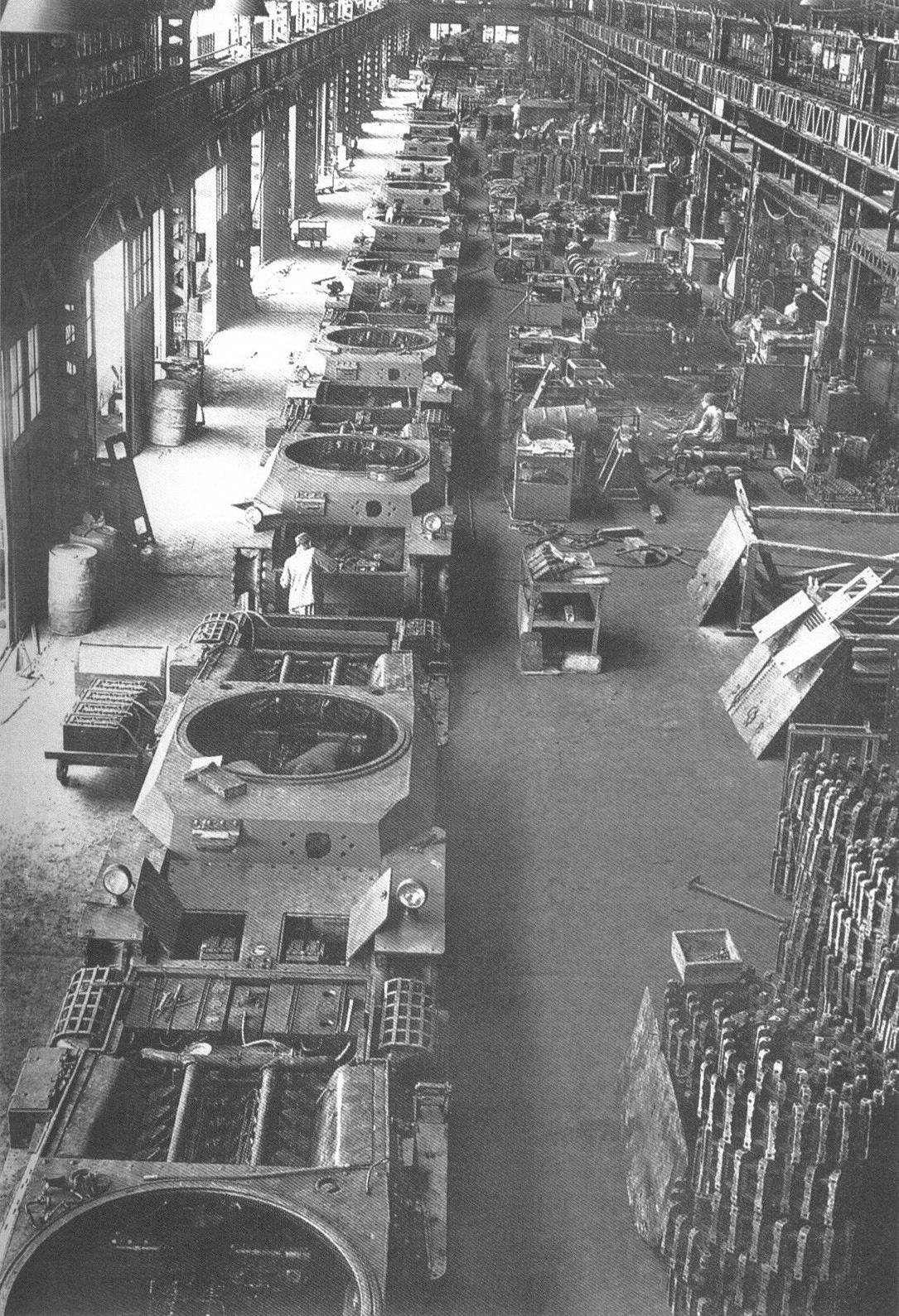 製造中排列的三式中戰車
