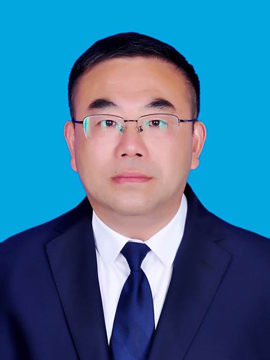 張偉傑(山東省菏澤市成武縣審計局黨組成員、副局長) 張偉傑(山東省菏澤市成武縣審計局黨組成員、副局長)
