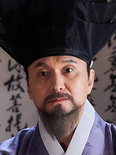 王后傘下