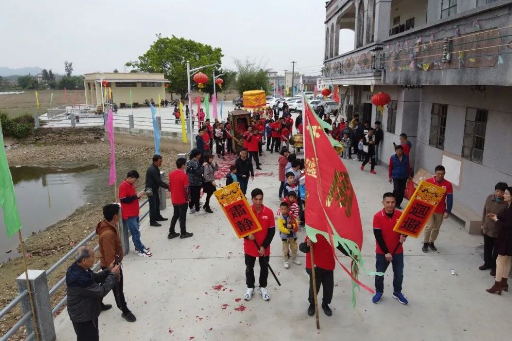 聖母游巷 聖母游巷