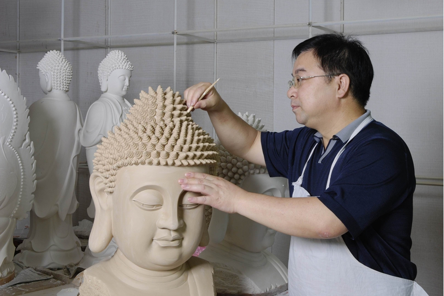 鄭國明(福建省工藝美術大師) 鄭國明(福建省工藝美術大師)