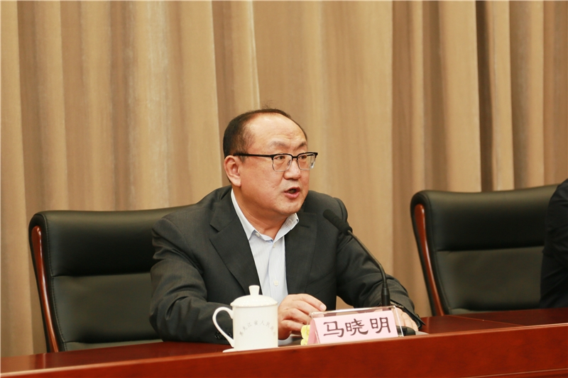 馬曉明(黑龍江省委組織部副部長、省公務員局局長) 馬曉明(黑龍江省委組織部副部長、省公務員局局長)