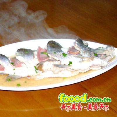 清蒸白魚