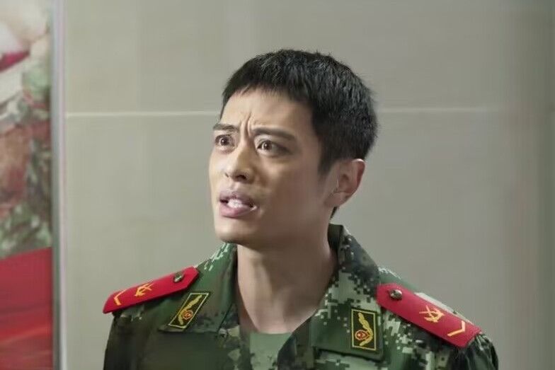 劉如意(電視劇《他從火光中走來》中的男配角) 劉如意(電視劇《他從火光中走來》中的男配角)