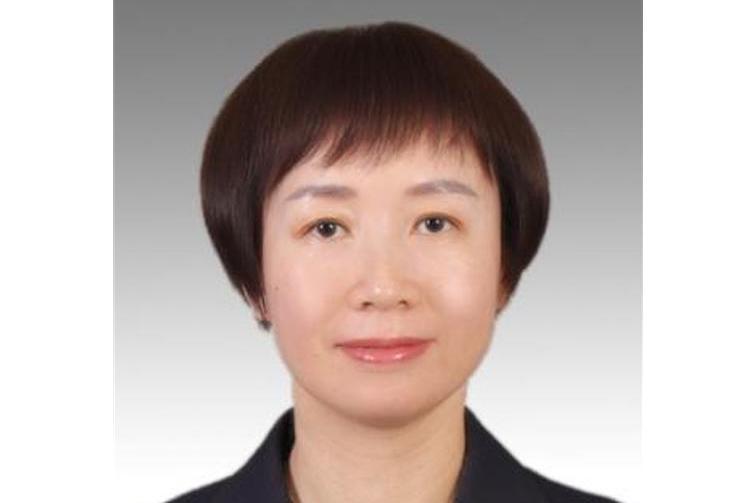 卓雅(上海市奉賢區政協副主席,農工黨奉賢區委主委,區科委主任,區信息委主任) 卓雅(上海市奉賢區政協副主席,農工黨奉賢區委主委,區科委主任,區信息委主任)
