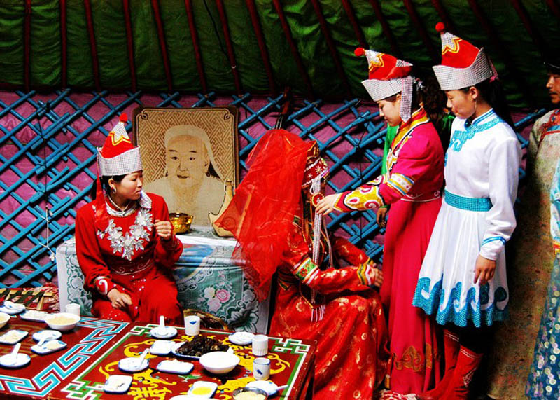 蒙古族婚俗