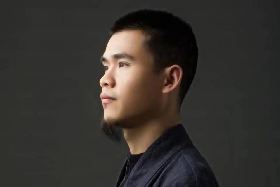 洪鑫亮 洪鑫亮