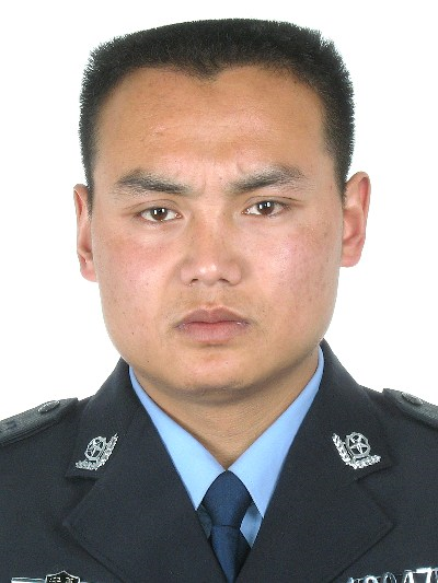王玉永(銀川市公安局特警支隊防暴處突二大隊中隊長) 王玉永(銀川市公安局特警支隊防暴處突二大隊中隊長)