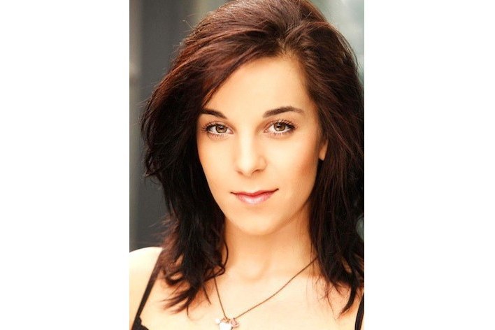 漢娜·弗林(Hannah Flynn) 漢娜·弗林(Hannah Flynn)